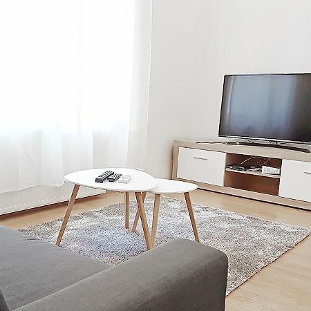 Akacfa 36 Budapest 91 Mt 3 Bedroom District 7 エクステリア 写真