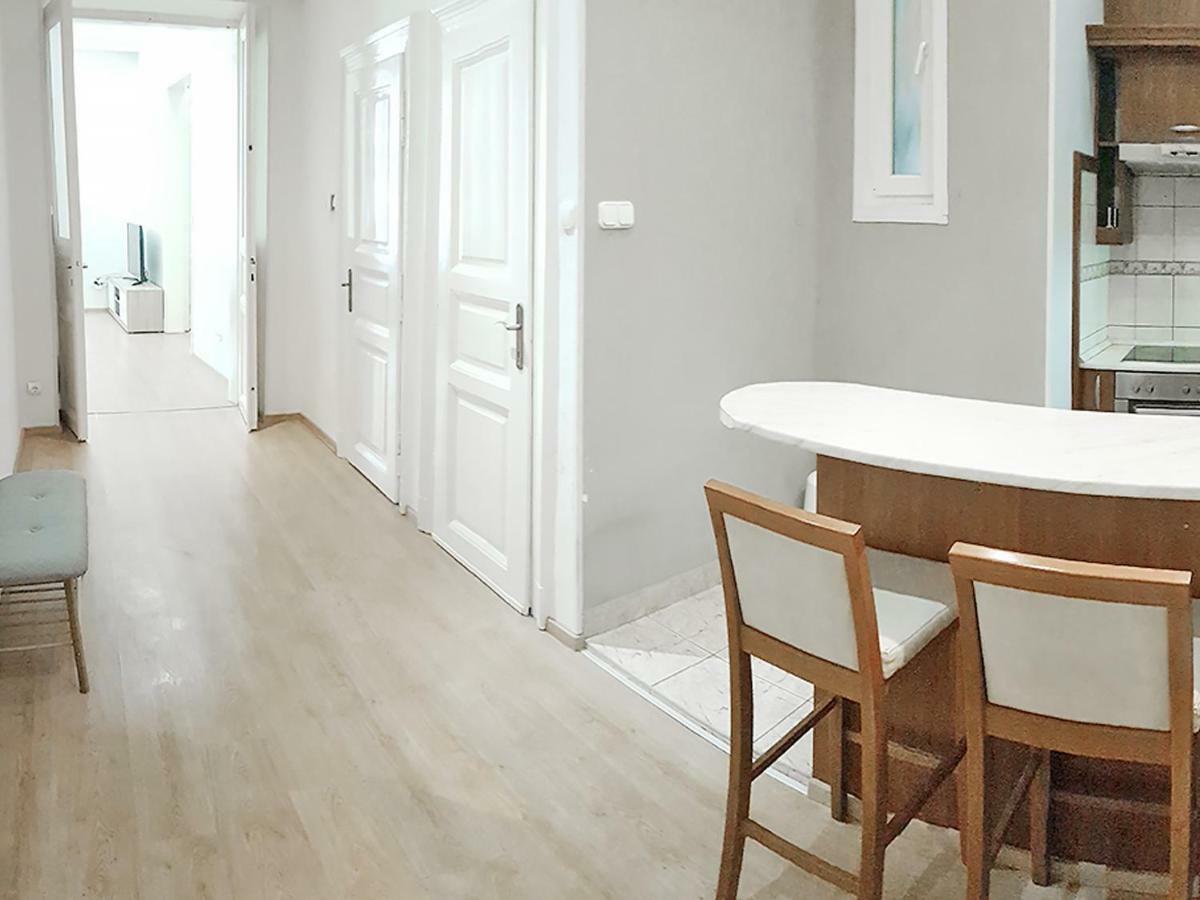 Akacfa 36 Budapest 91 Mt 3 Bedroom District 7 エクステリア 写真